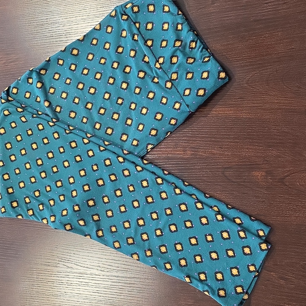 Lula Roe Leggings